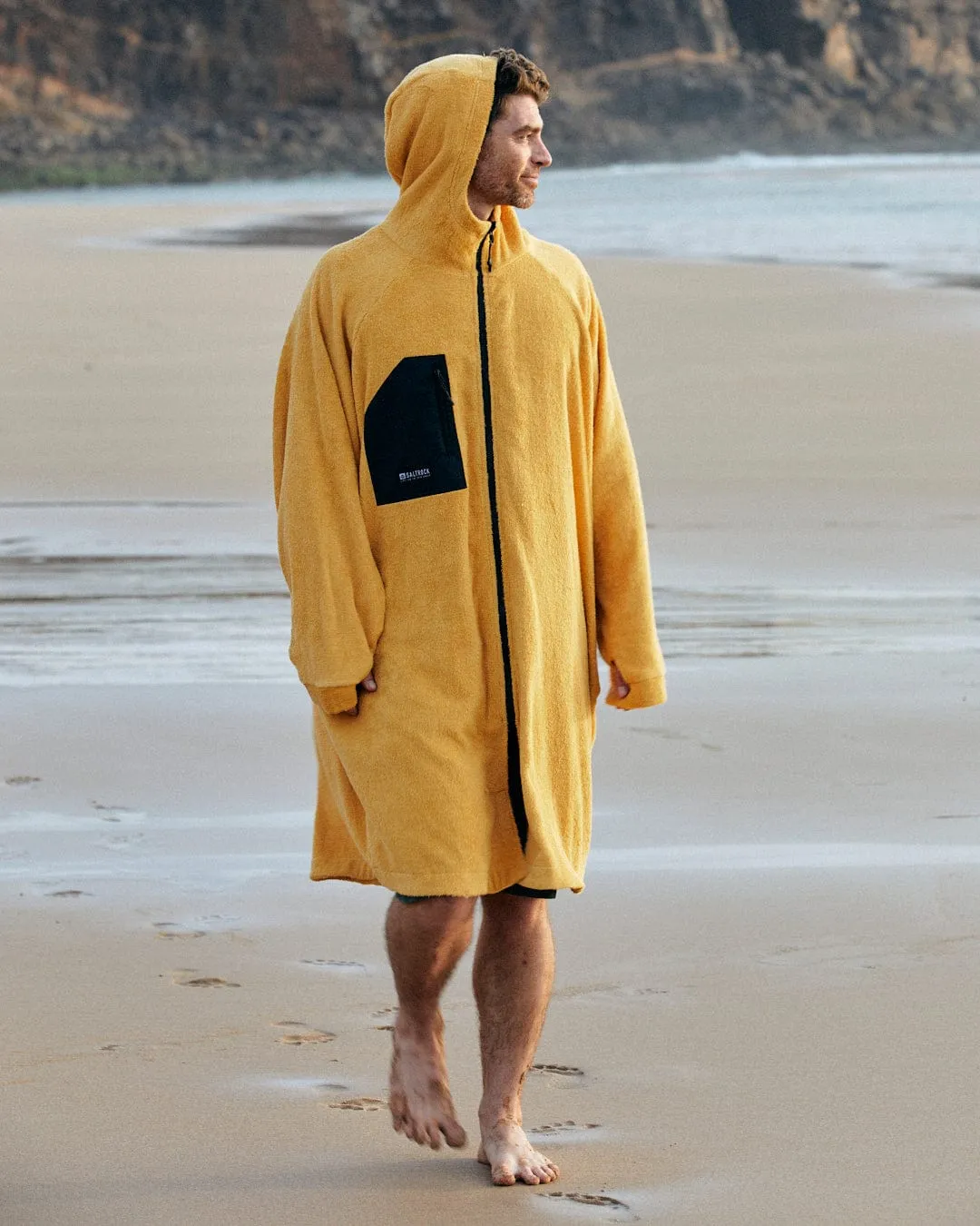 3 in 1 Recycled Changing Robe - Black/Yellow