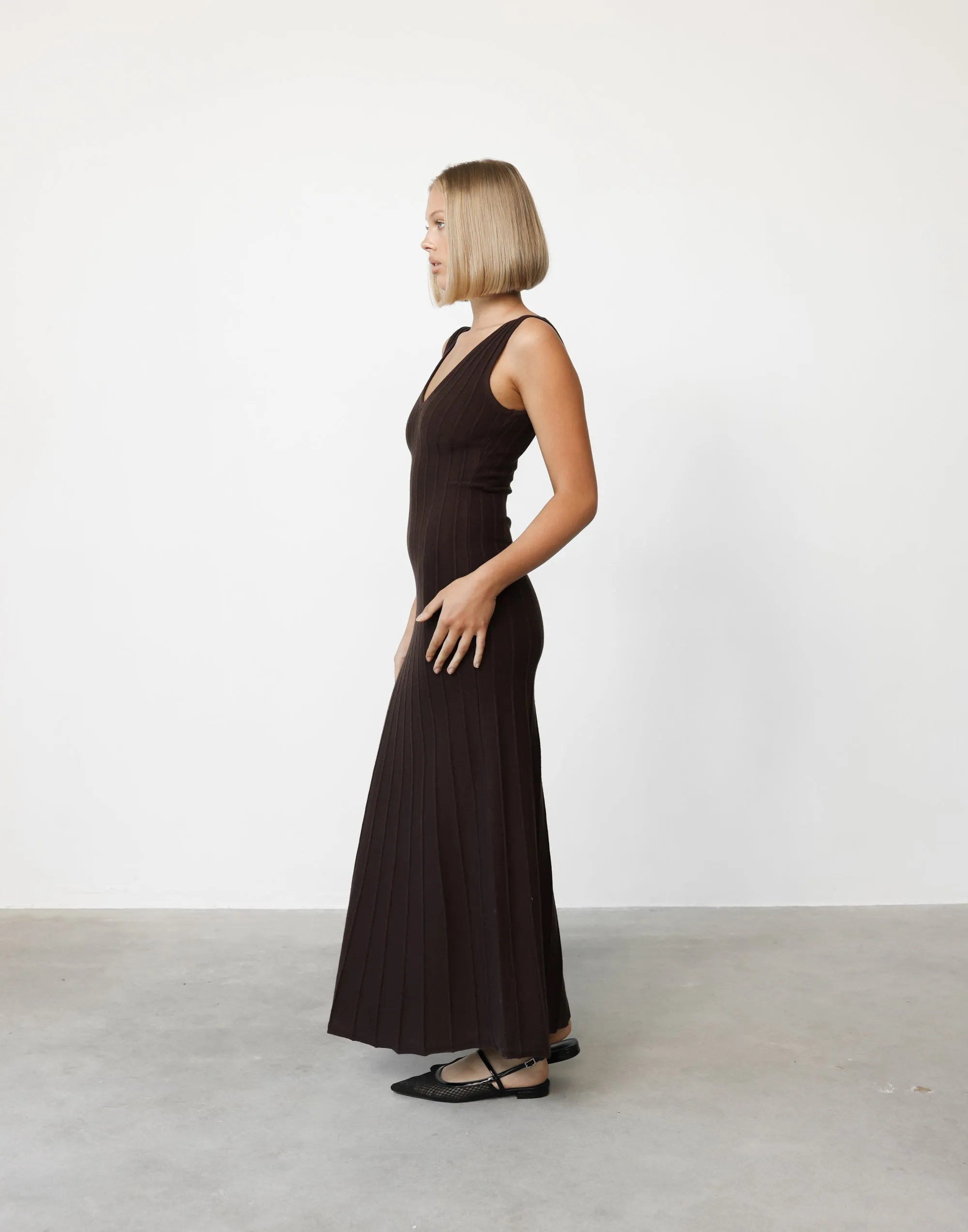 Aurelia Maxi Dress (Chocolate)