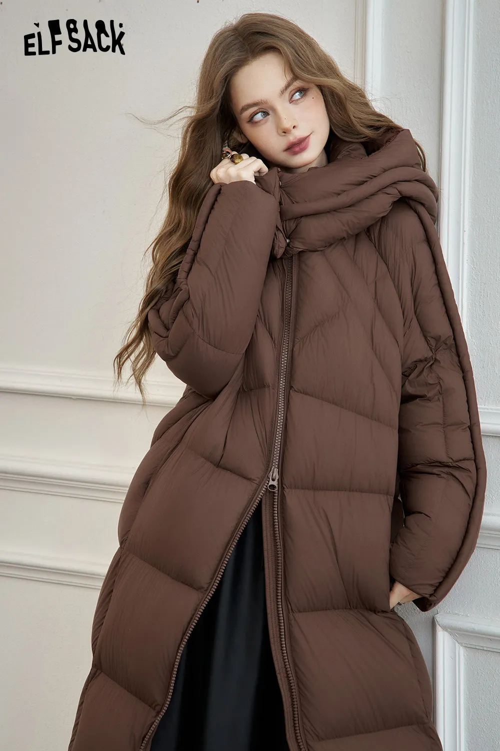 ELFSACK 2024 Winter New Arrivals Simple long hooded down jacket for women Zipper thick warm coat