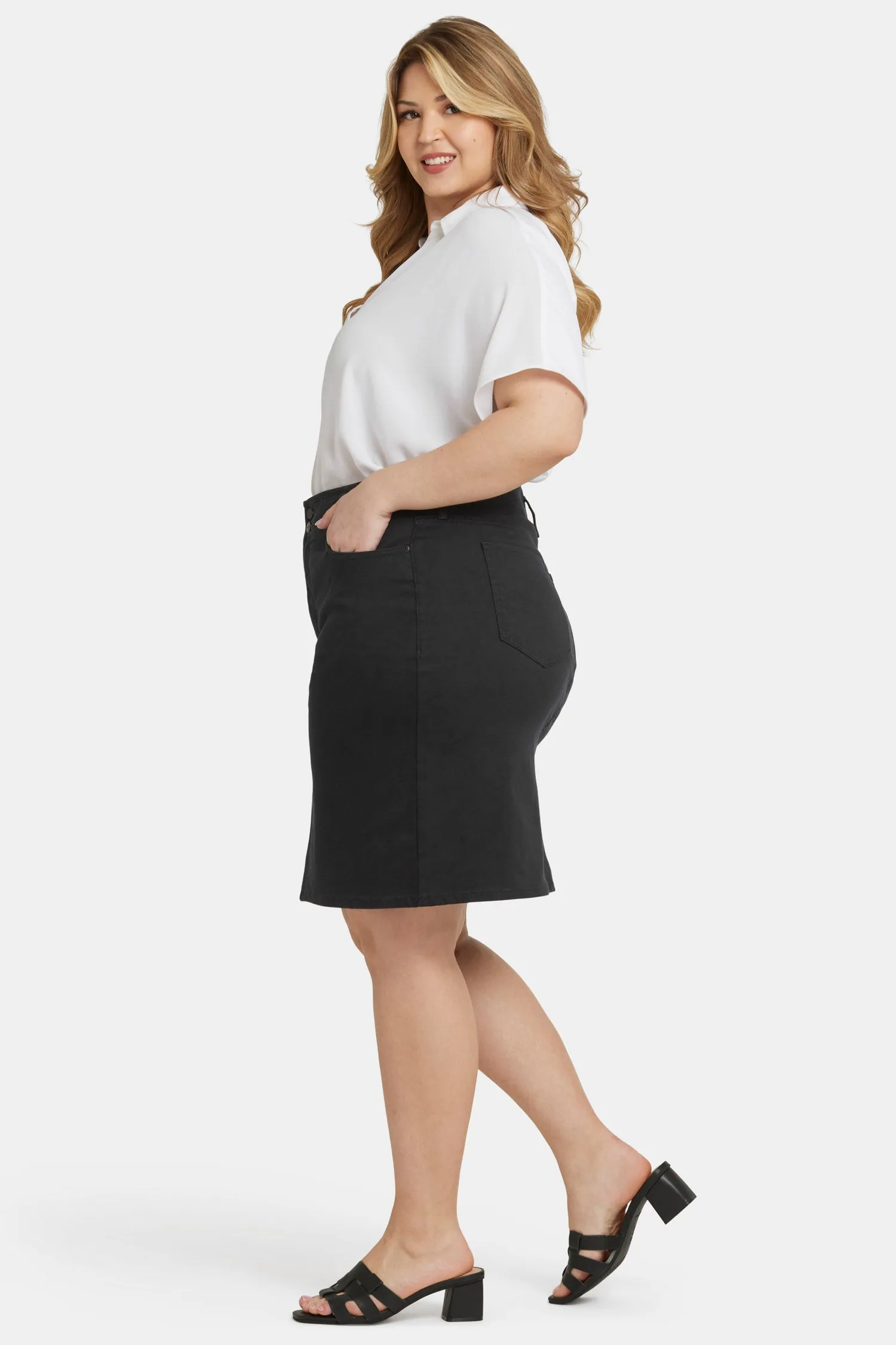 High Waist Skirt In Plus Size - Black