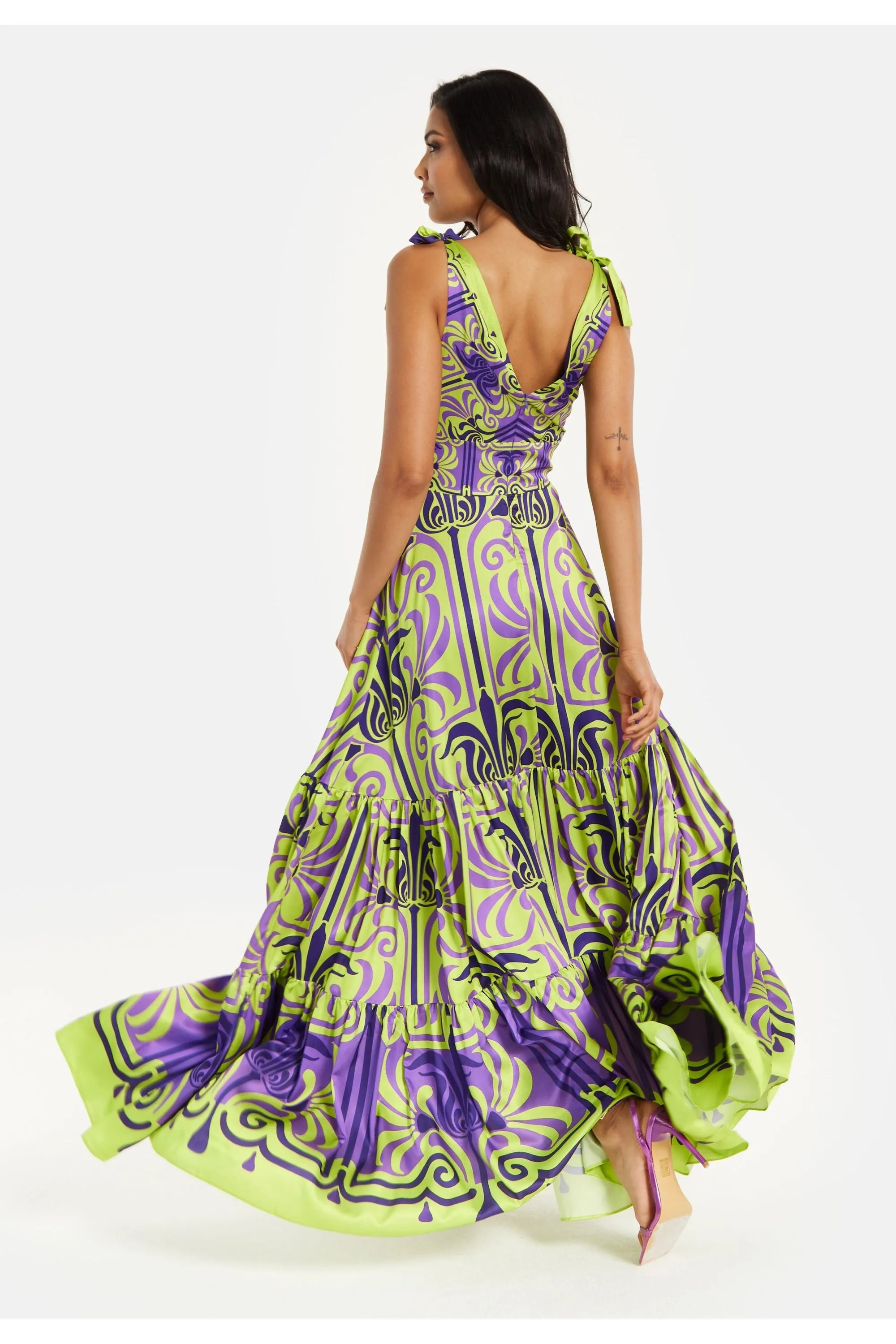 Liquorish Printed Deep V Neck Maxi Dress