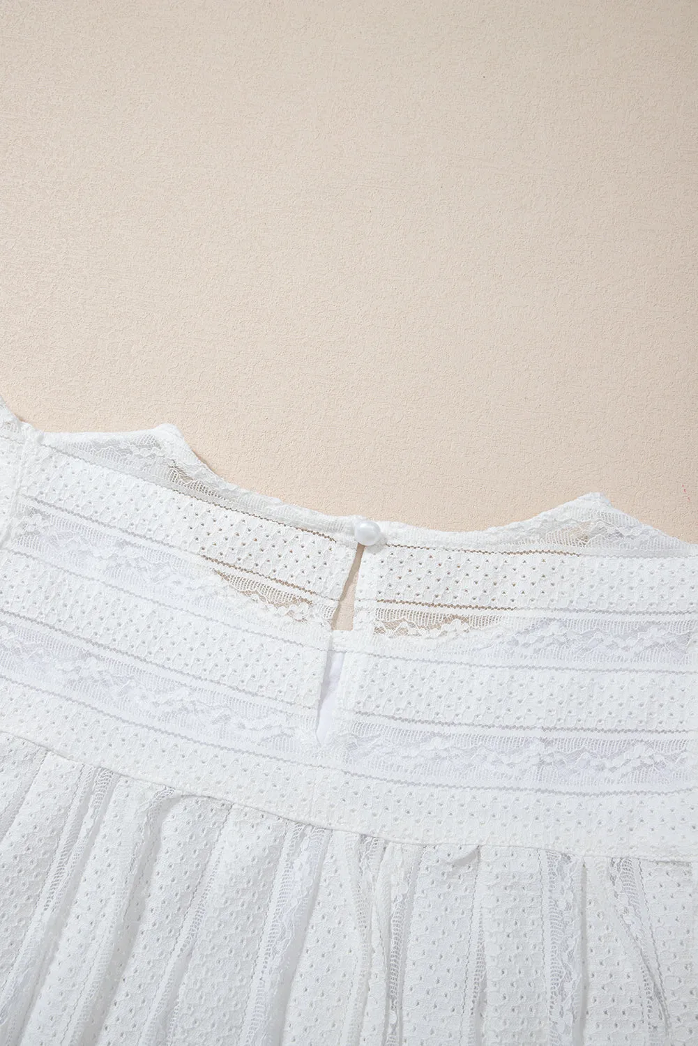 White Ruffled Lace Splicing Flowy Crewneck Sleeveless Shirt – Effortless Elegance, Full of Sass 👗✨